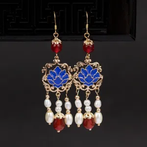 Dangle Earrings: Ming Fleur