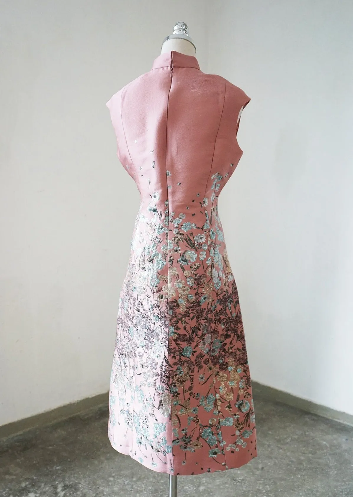 Extended Sleeves Brocade Qipao (Blush)