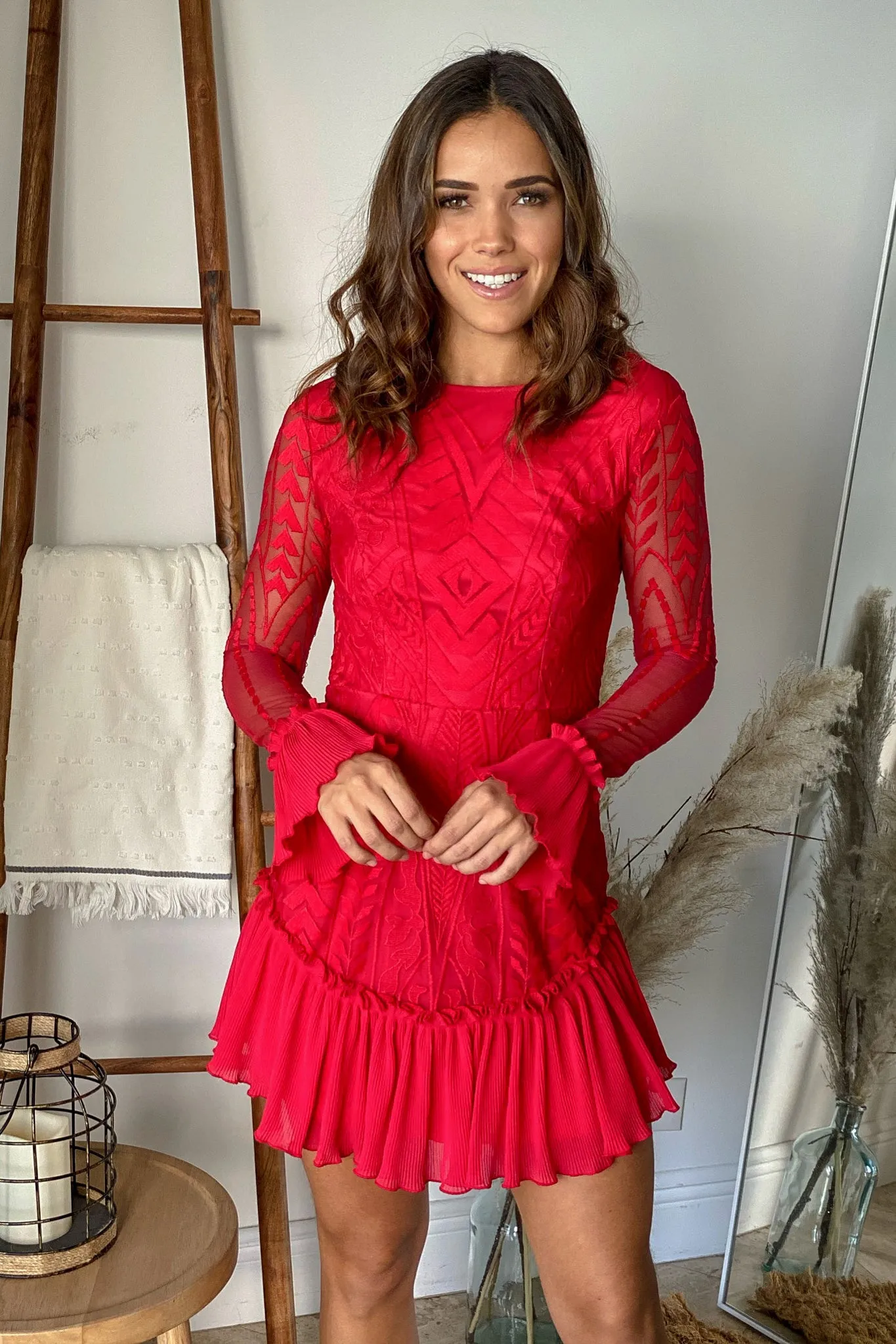 Red Long Sleeve Lace Short Dress