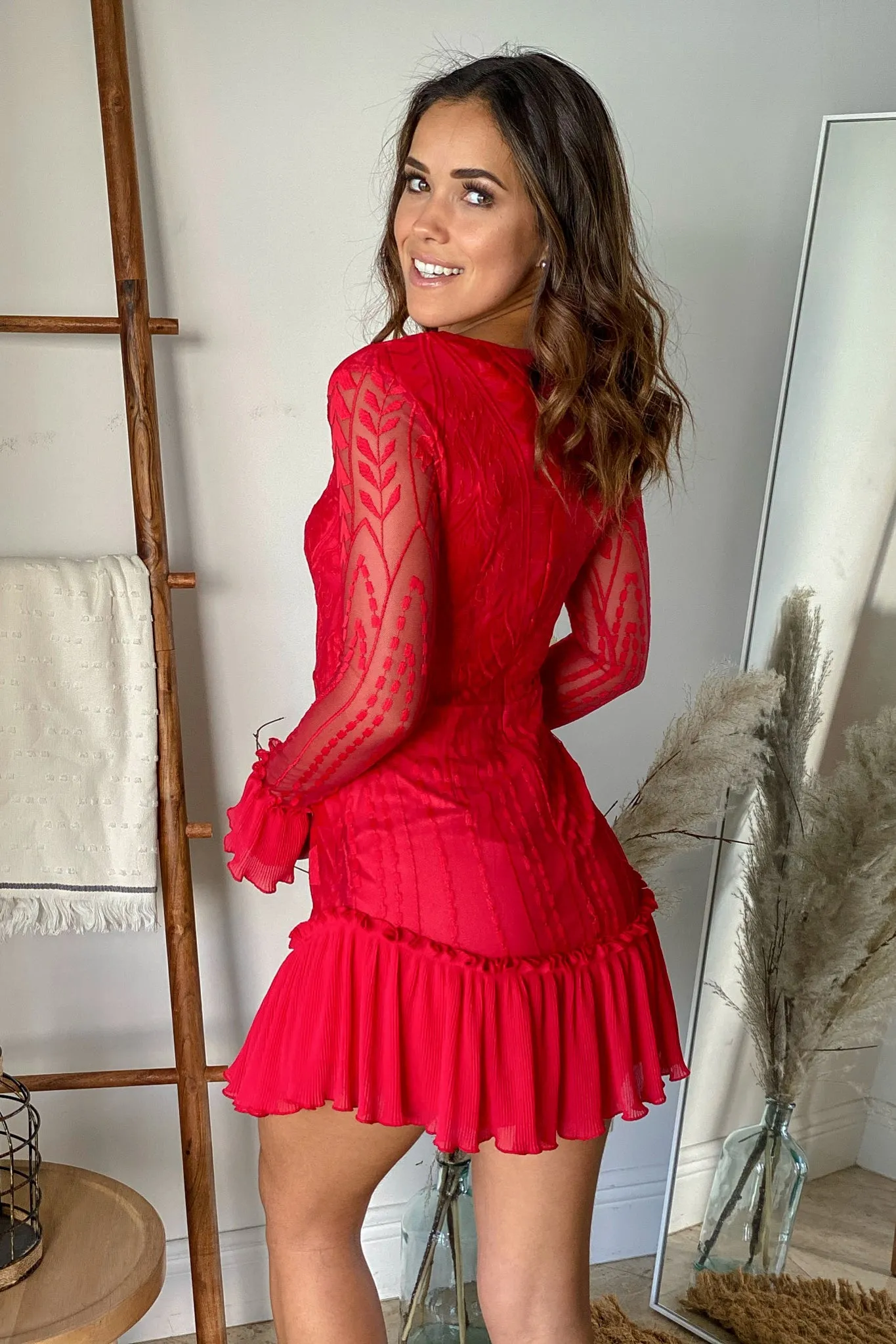 Red Long Sleeve Lace Short Dress