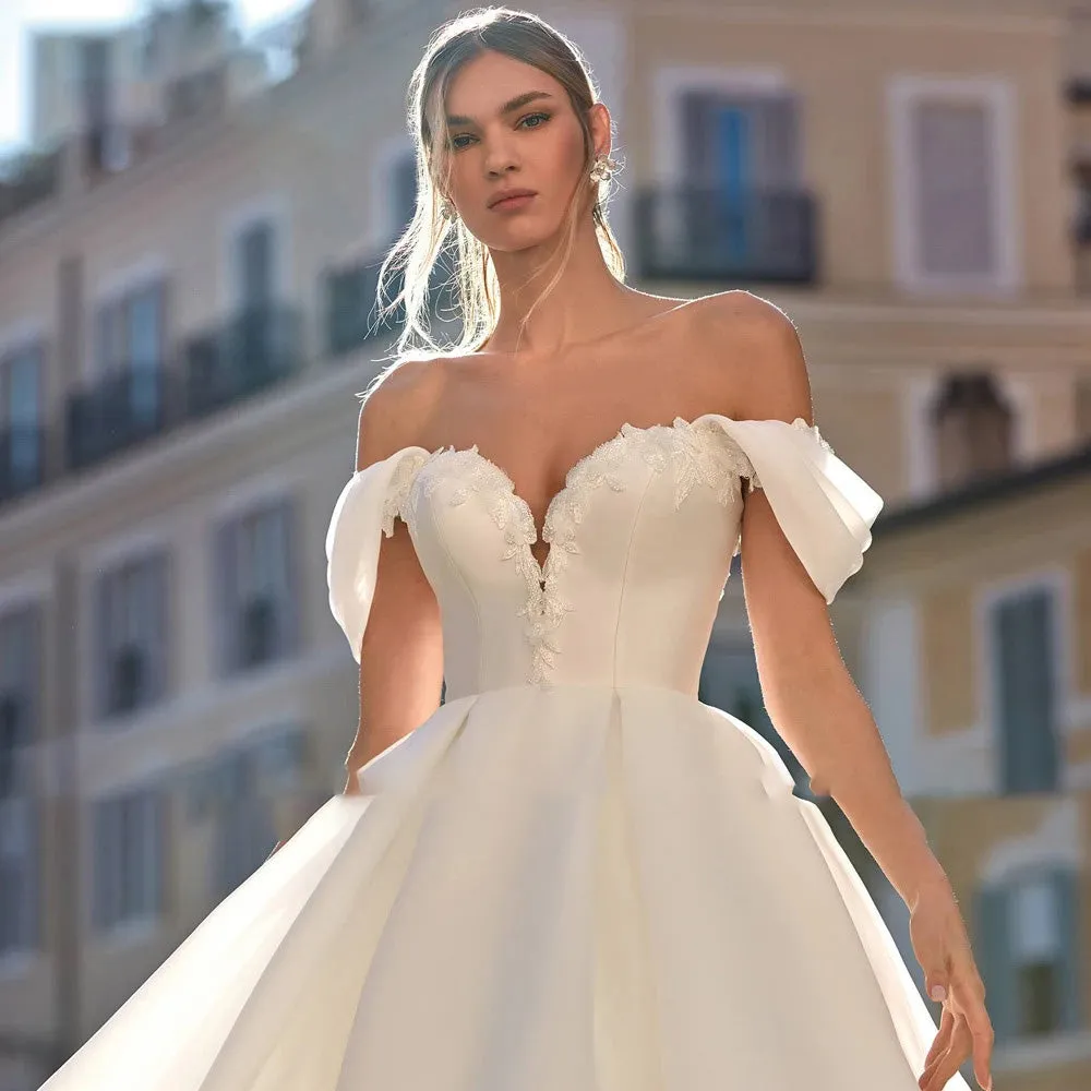 Sexy Backless Boat Neck Matte Satin A-Line Vintage Wedding Dress Beaded Court Train