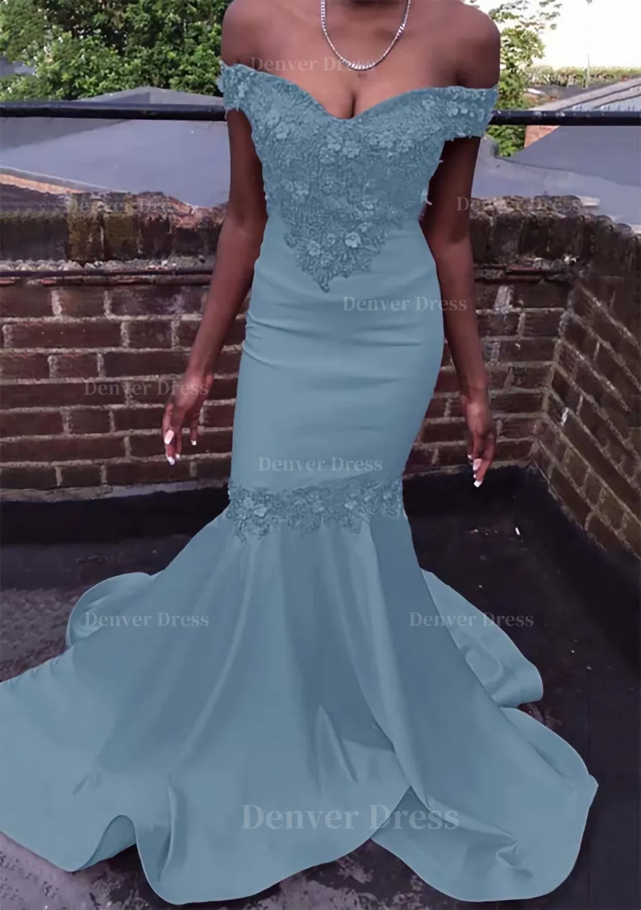 Trumpet/Mermaid Off-the-Shoulder Court Train Satin Prom Dress With Beading Flowers