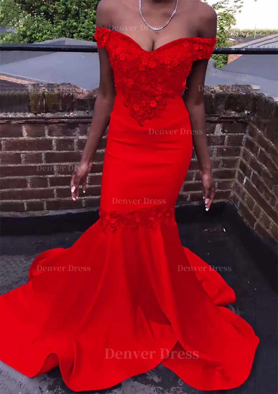 Trumpet/Mermaid Off-the-Shoulder Court Train Satin Prom Dress With Beading Flowers