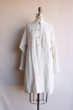 Vintage 1960s White Raw Silk Opera Jacket with Pockets and Buttons